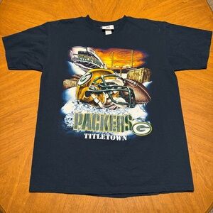 Green Bay Packers Titletown Graphic T-Shirt NFL Football Fan Tee